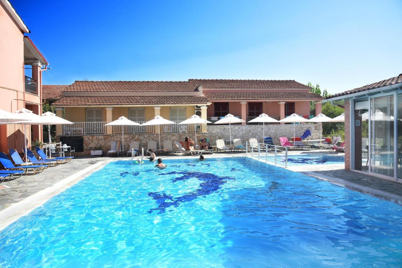 Luxury Apartments Christos Gouvia Esterno foto